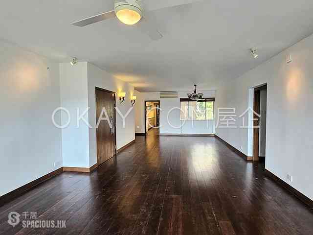 Pok Fu Lam - Baguio Villa Block 42 04