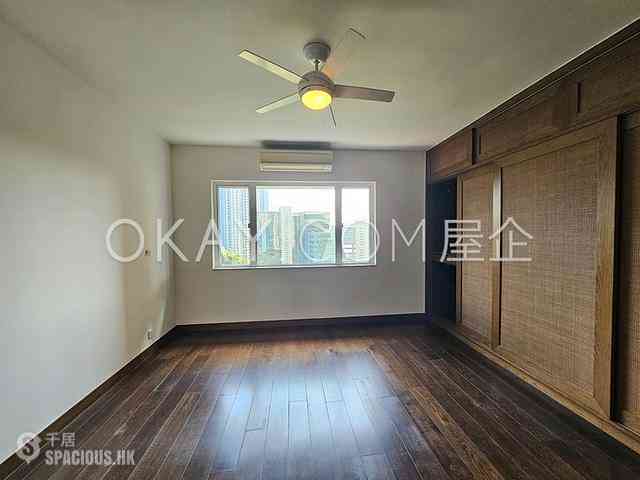 Pok Fu Lam - Baguio Villa Block 42 05