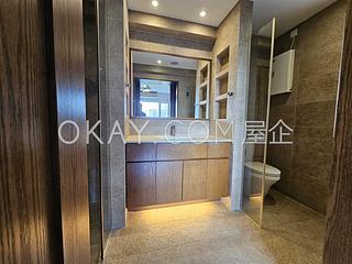 Pok Fu Lam - Baguio Villa Block 42 06
