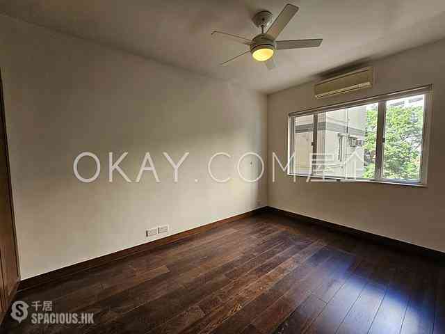 Pok Fu Lam - Baguio Villa Block 42 08