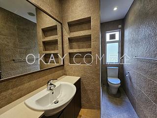 Pok Fu Lam - Baguio Villa Block 42 11