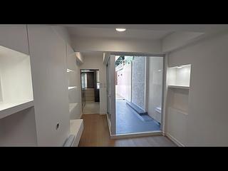 Sheung Wan - 62-64, Queen's Road West 09