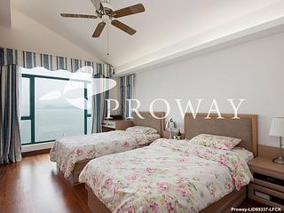 Clear Water Bay - Solemar Villas 10