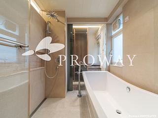 Pok Fu Lam - Baguio Villa Block 40 08