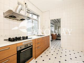 Stubbs Road - Evergreen Villa 11