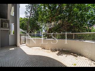 Pok Fu Lam - Pine Grove Block 5 04