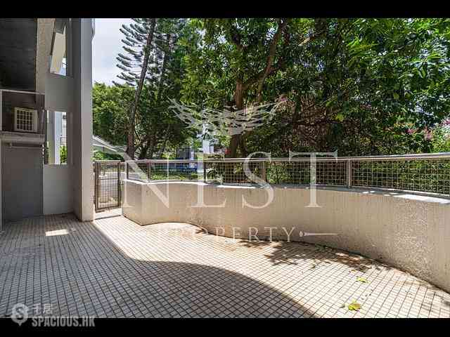 Pok Fu Lam - Pine Grove Block 5 04