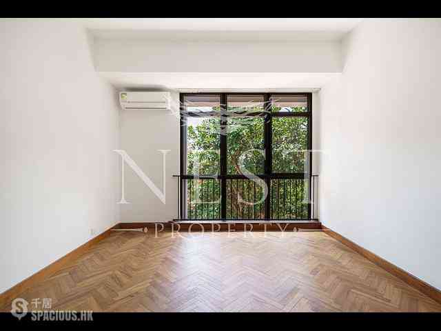Pok Fu Lam - Pine Grove Block 5 09