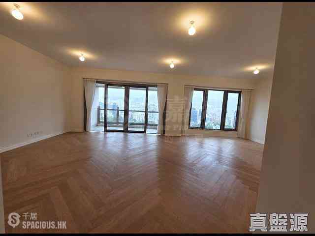 Ho Man Tin - St. George's Mansions Tower 2 05