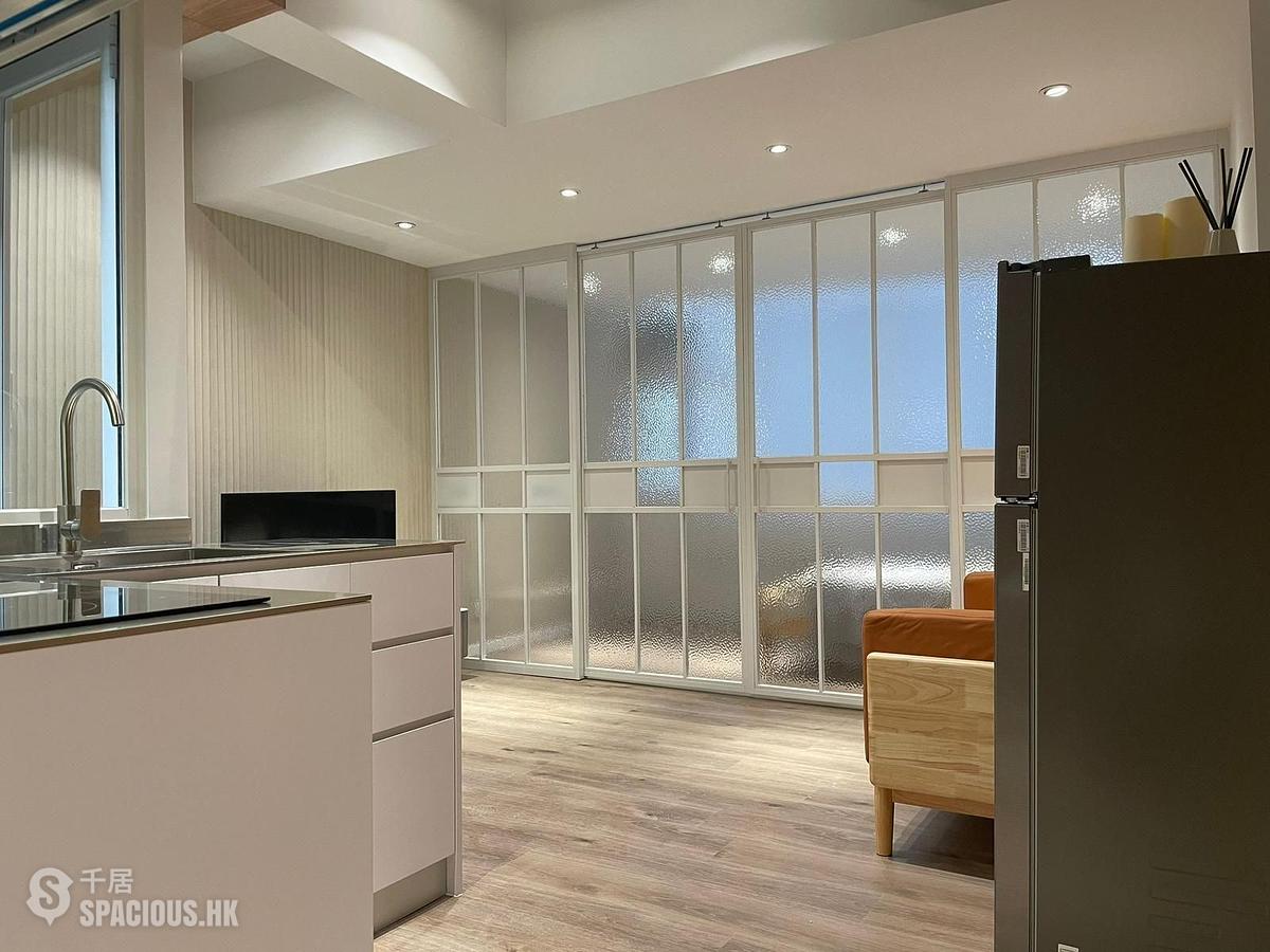 Central - 17, Peel Street 01