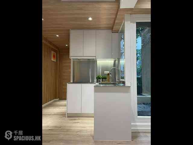 Central - 17, Peel Street 06