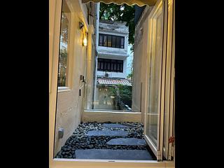 Central - 17, Peel Street 08