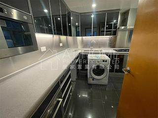 Mid Levels West - 80 Robinson Road 06
