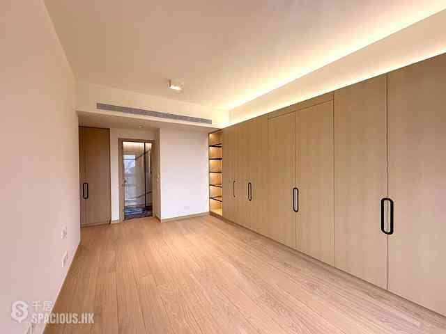 Repulse Bay - Fortuna Court 05