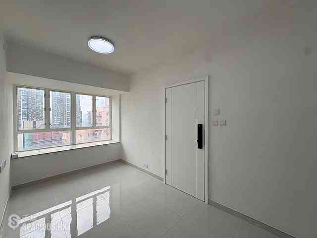 Sai Ying Pun - Hansen Court 01