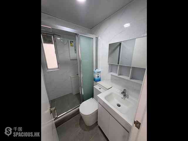 Sai Ying Pun - Hansen Court 04