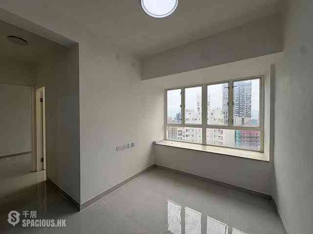 Sai Ying Pun - Hansen Court 06
