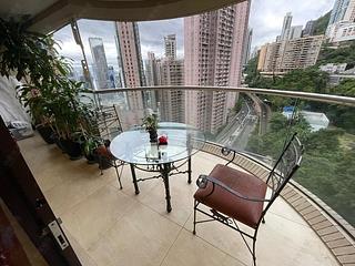 Mid Levels Central - Garden Terrace Block 3 02
