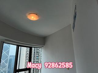 Mid Levels Central - Fairlane Tower 04