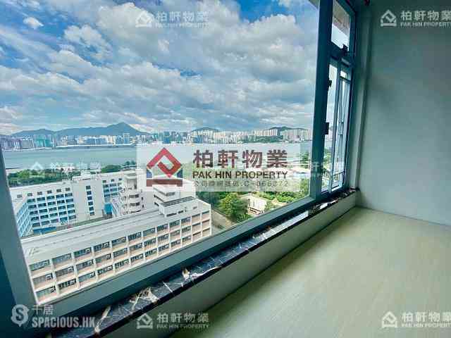 Quarry Bay - Dragon View House 01