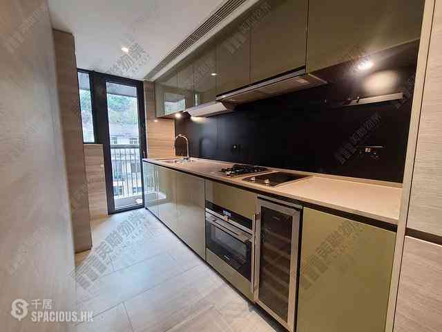 North Point - Fleur Pavilia Tower 2 03