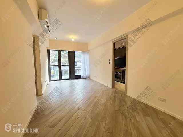 North Point - Fleur Pavilia Tower 2 06