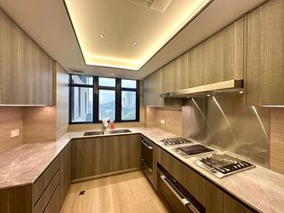 Repulse Bay - Fortuna Court 04