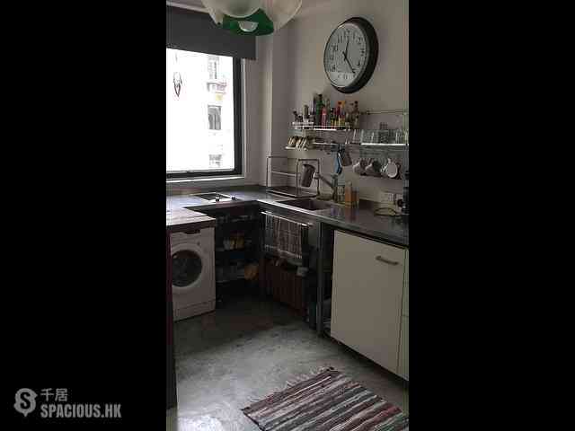 Sai Ying Pun - 151－153 Des Voeux Road West 09