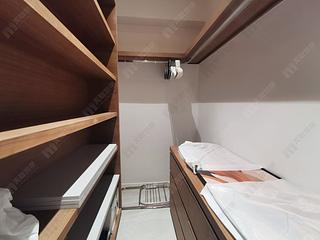 Wan Chai - The Avenue Phase 1 06