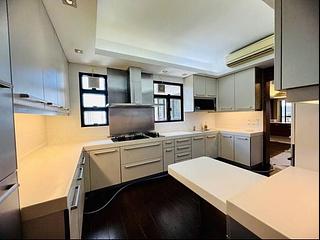 Stubbs Road - Nicholson Tower 13