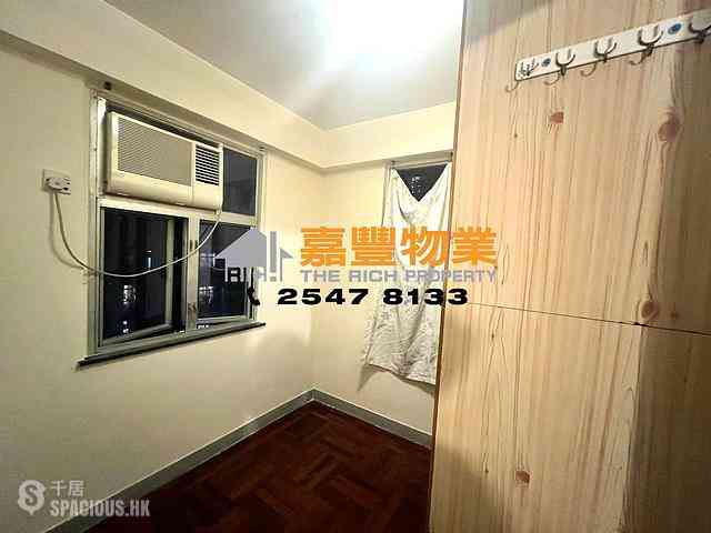 Sai Ying Pun - Fung Yu Building 03
