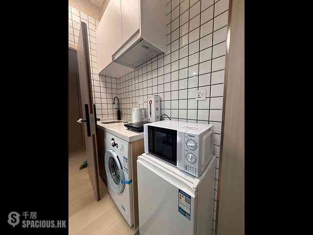 Mong Kok - 901, Canton Road 07