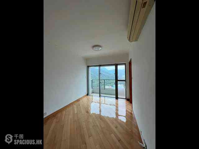 Tung Chung - Coastal Skyline Phase 3 La Rossa Block B (Block 8) 02