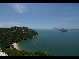 Chung Hom Kok - 19-25, Horizon Drive 02
