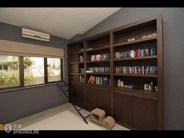 Chung Hom Kok - 19-25, Horizon Drive 07