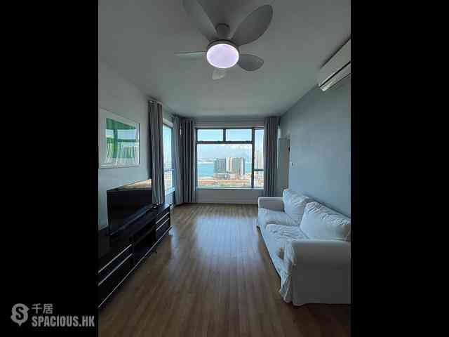 Tung Chung - Coastal Skyline Phase 1 Block 2 01