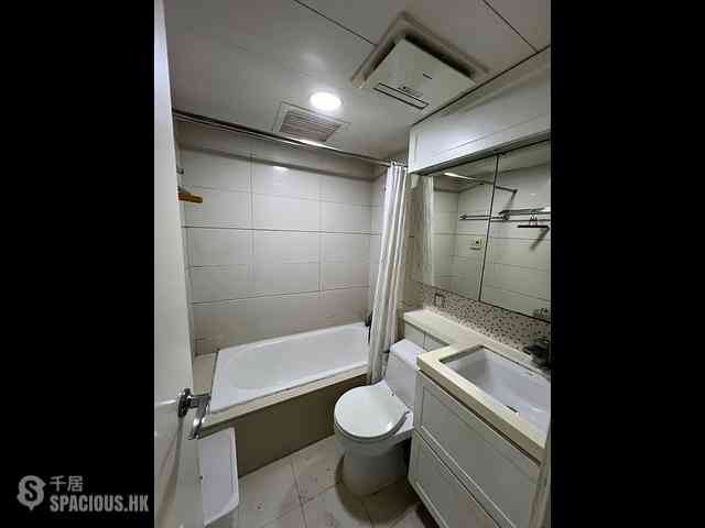 Tung Chung - Coastal Skyline Phase 1 Block 2 10