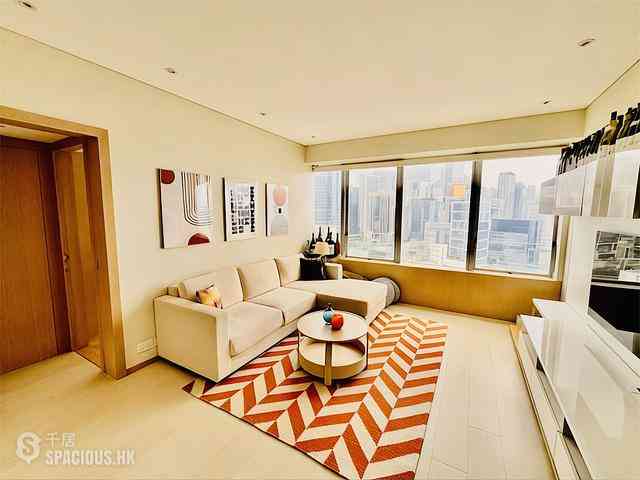 Wan Chai - Convention Plaza Apartments 01