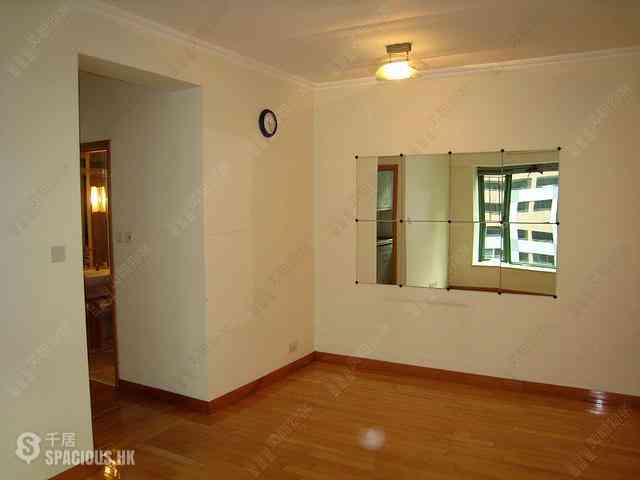 Wan Chai - 1, Star Street 02