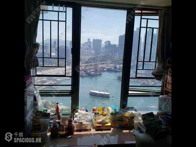 Tai Kok Tsui - Island Harbourview Block 7 08