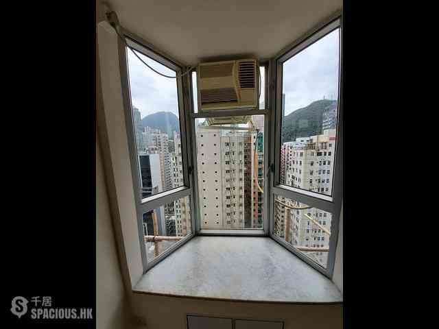 Kennedy Town - Ka On Building 06