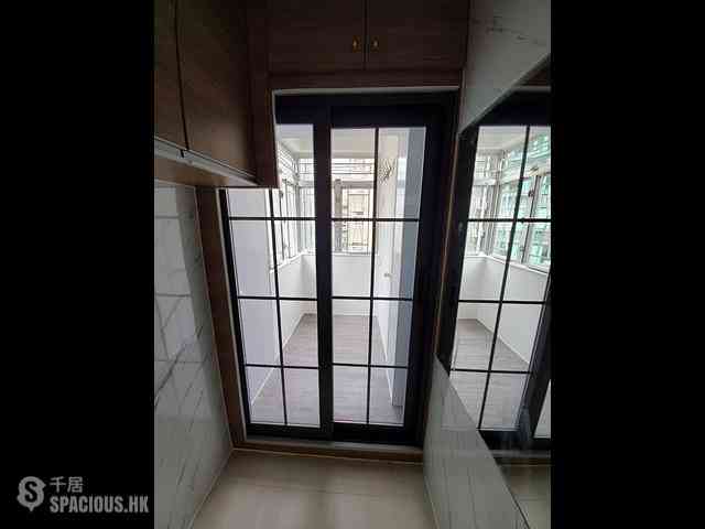 Kennedy Town - Ka On Building 12