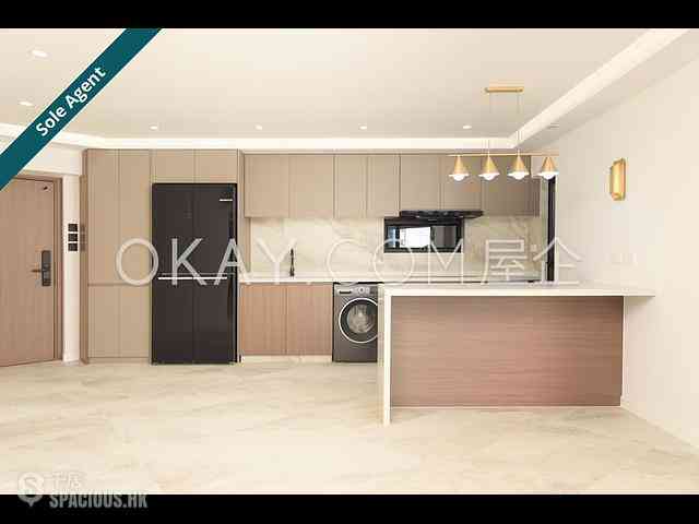 Soho - Albron Court 08