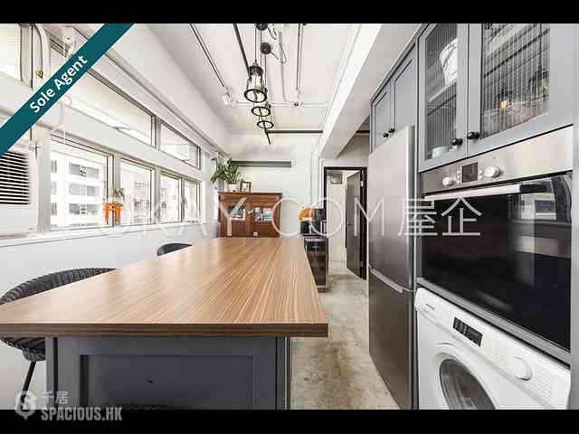 Sai Ying Pun - Siu On Building 06