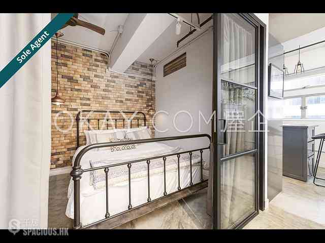Sai Ying Pun - Siu On Building 10