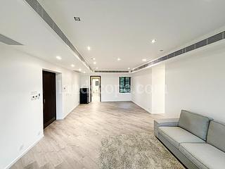 Stubbs Road - Nicholson Tower 03