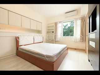 Tai Hang - Swiss Towers 05