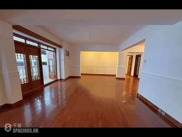 Mid Levels Central - Ivory Court 08