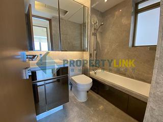 Sai Ying Pun - The Nova 08