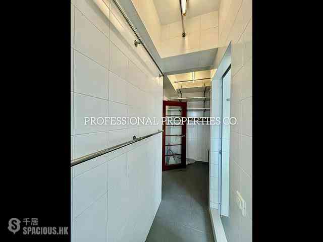 Stubbs Road - Nicholson Tower 10